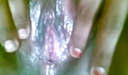 दोस्तों एक दोस्त है जो एक हिंदी में सेक्सी मूवी श्यामला fucks में शामिल हो
