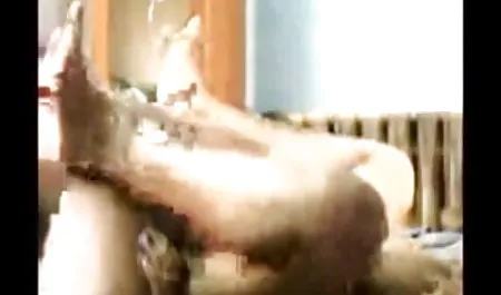 कुतिया ने उसके निपल्स को चाटा और चूत को चोदा सेक्सी में हिंदी मूवी