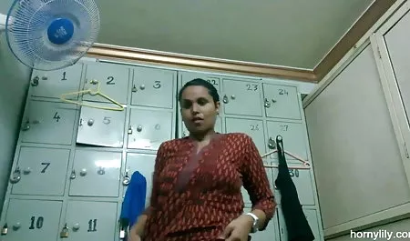 जब एक सेक्सी मूवी एचडी में लड़की एक डिक बेकार है तो बिलियर्ड्स का खेल क्या हो सकता है?