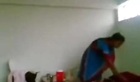 कास्टिंग पर रूसी श्यामला Svetochka फुल सेक्सी मूवी वीडियो में analchik में fucks