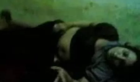 बस्टी राउंड गधा सेक्सी वीडियो हिंदी मूवी में Anya Ivy को बकवास प्यार करता है