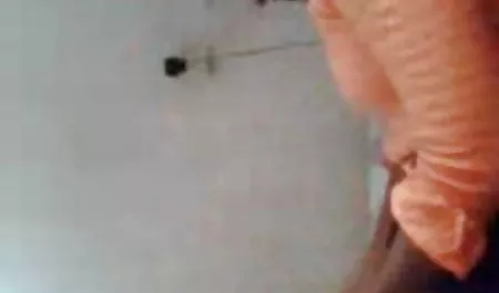 दो cuties दो के लिए फुल सेक्सी फिल्म वीडियो में एक डिक साझा करते हैं