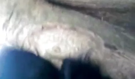 दो सेक्सी फिल्म फुल एचडी में काले आदमी एक दोस्त के साथ डिनर करने आए और चुदाई की