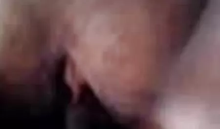 साल में एक बार, इस छोटे से शहर में वे एक ऐसी पार्टी का आयोजन करते हैं जहाँ पड़ोसी और दोस्त एक दूसरे के साथ हिंदी में फुल सेक्सी मूवी अपनी सारी विकृत कल्पनाएँ पूरी कर सकते हैं