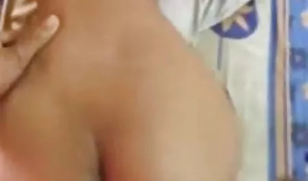 तंग लंड वाले दोस्त युवा एशियाई डबल हिंदी में फुल सेक्सी फिल्म प्रवेश करते हैं